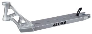 Striker Aether 470 Deck Black