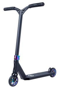 Striker Lux Youth Scooter Black Silver