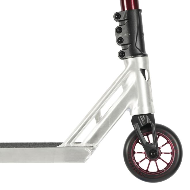 Trottinette Freestyle Triad CB140 5.5 x 22 Hellion