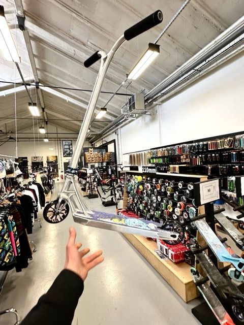 Trottinette custom Ethic Feather
