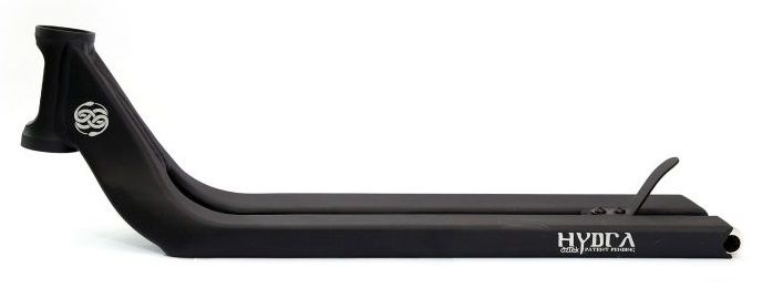 Aztek Hydra 20.5 Deck Black